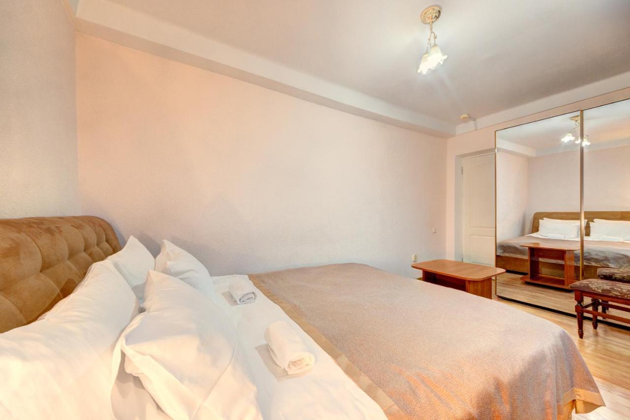 Holosiyvsky Hotel Kiev Buitenkant foto