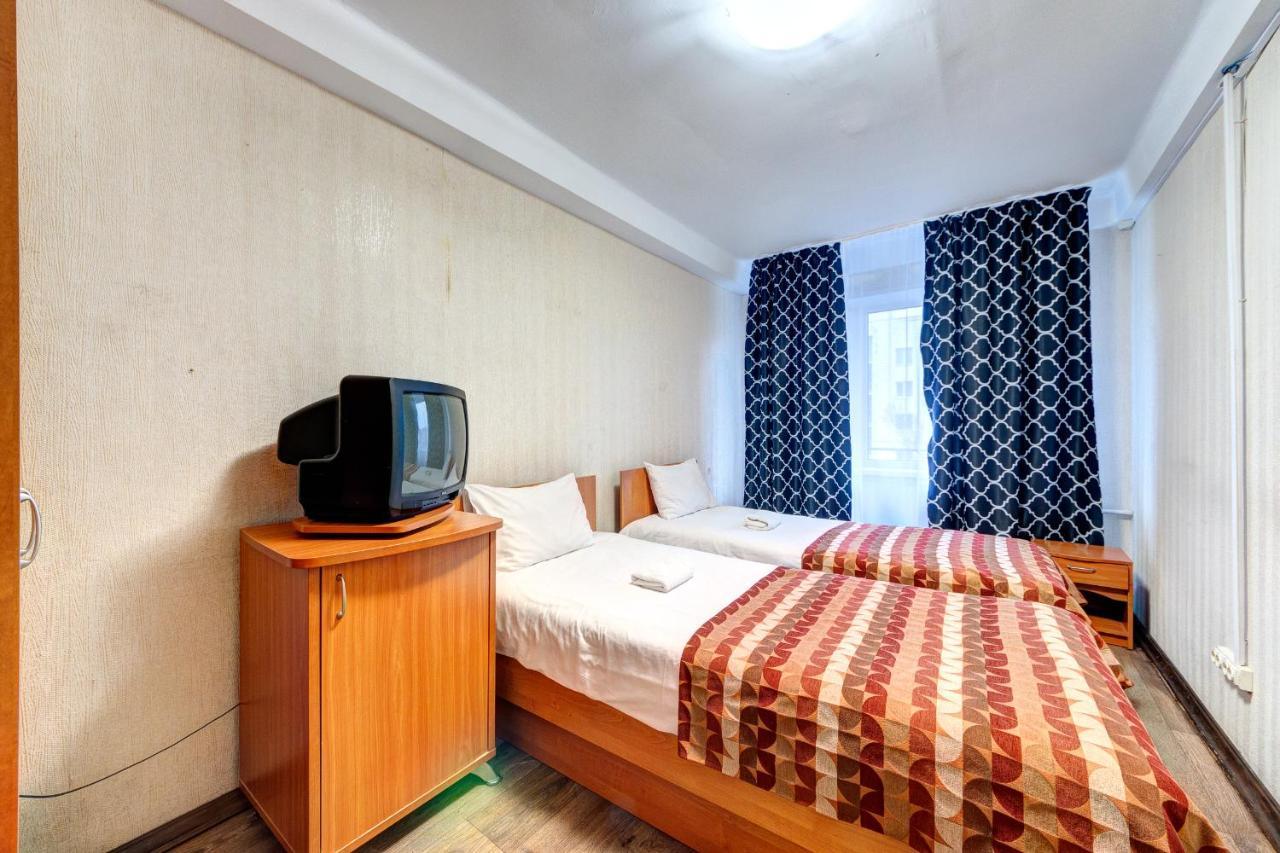 Holosiyvsky Hotel Kiev Buitenkant foto