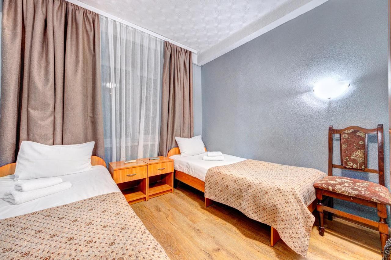 Holosiyvsky Hotel Kiev Buitenkant foto