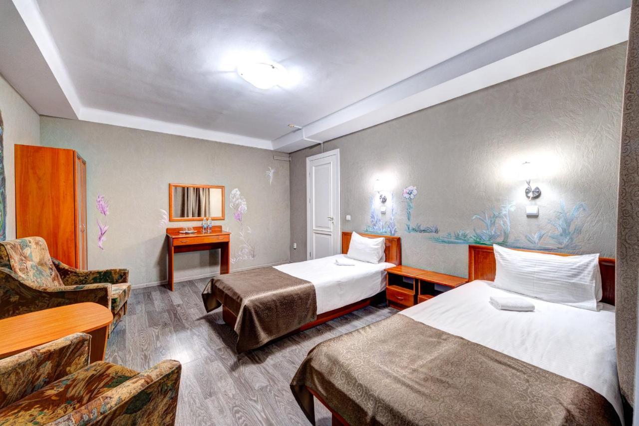 Holosiyvsky Hotel Kiev Buitenkant foto